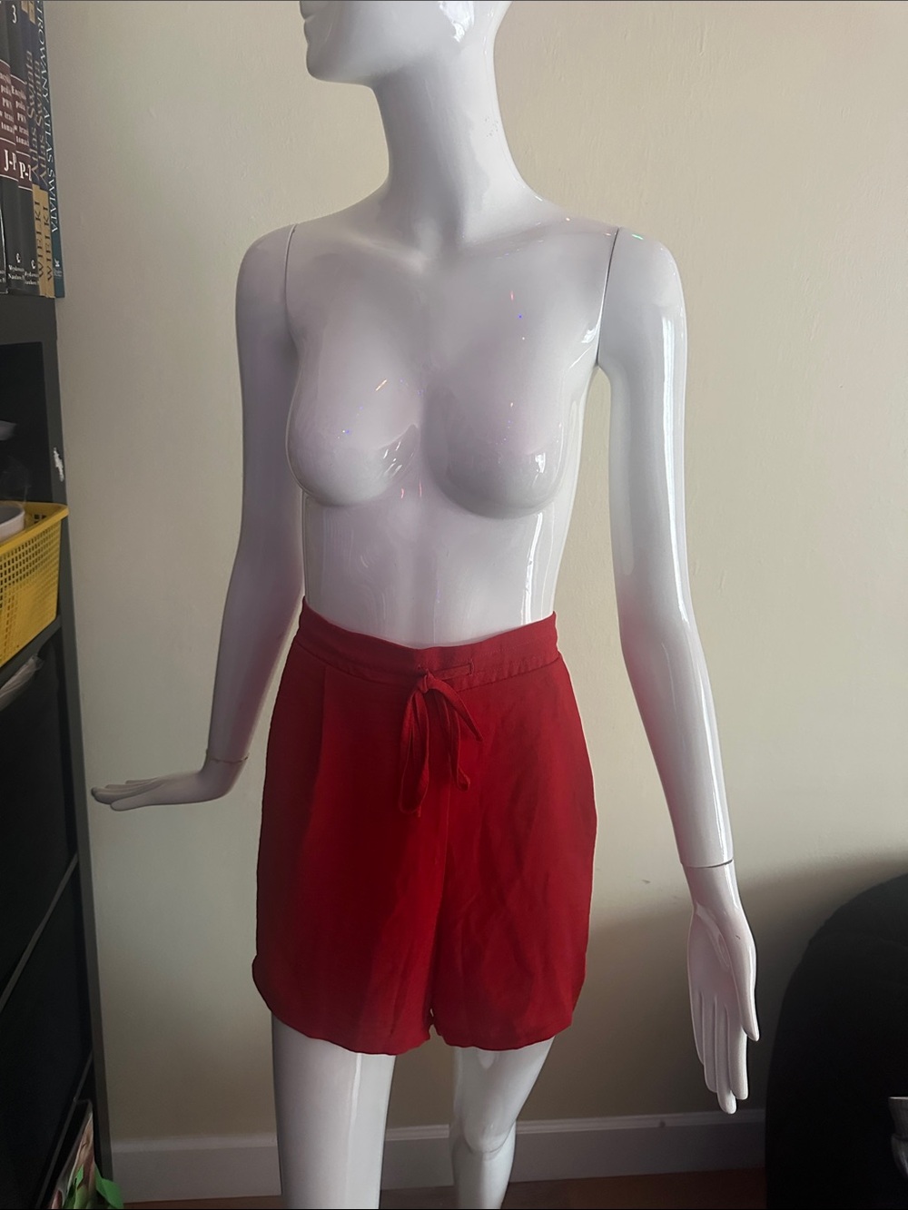 CeCe Red Tie-Waist Shorts